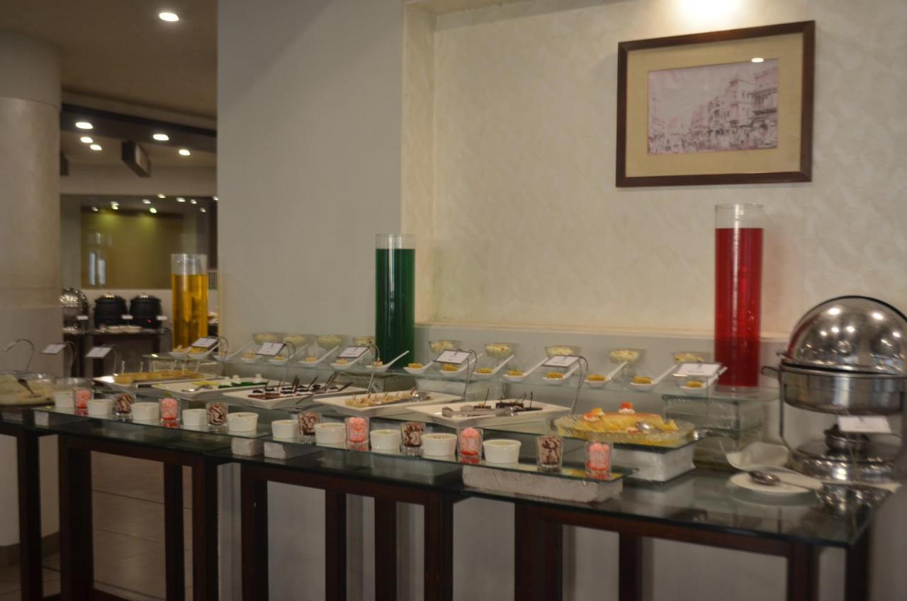 Hotel Margala Islamabad Buitenkant foto