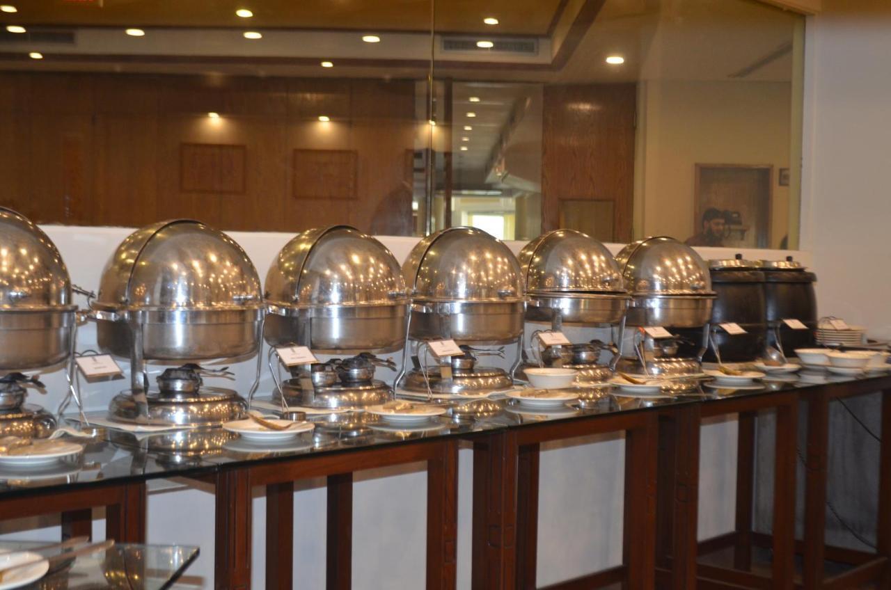Hotel Margala Islamabad Buitenkant foto